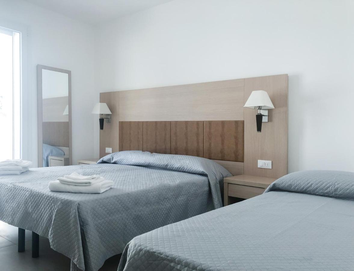 Appartamenti Sunrise Cattolica Eksteriør bilde